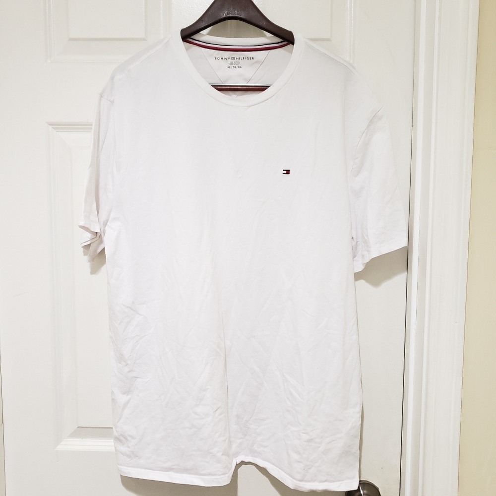 Tommy Hilfiger Men's White Tee-Shirt Size XL